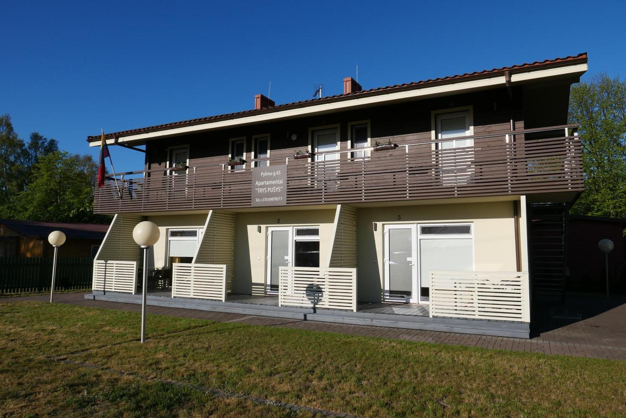 Apartamentai Trys Pusys Швентой Экстерьер фото