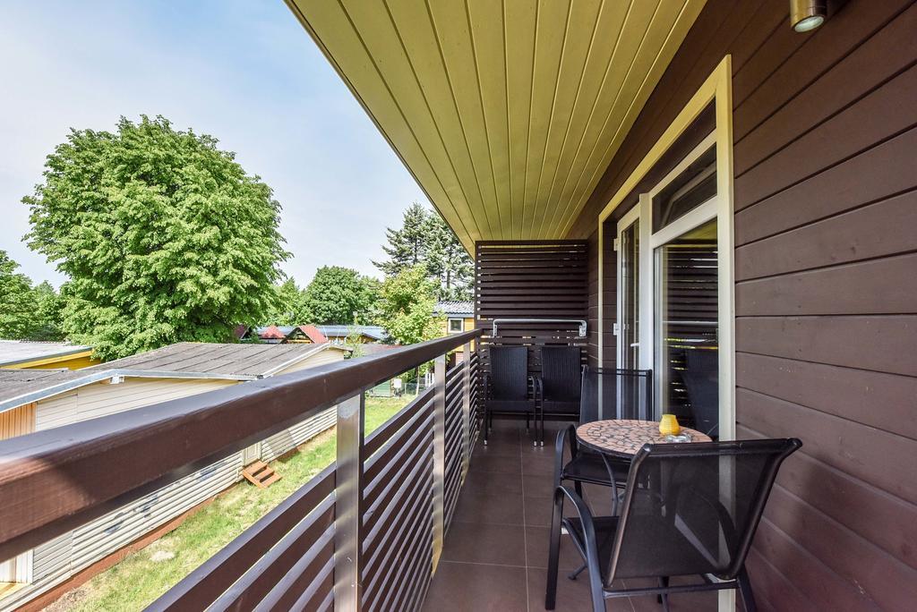 Apartamentai Trys Pusys Швентой Экстерьер фото