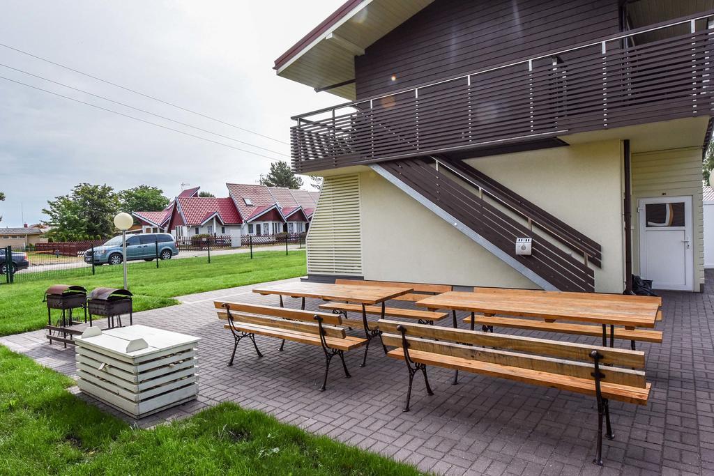 Apartamentai Trys Pusys Швентой Экстерьер фото